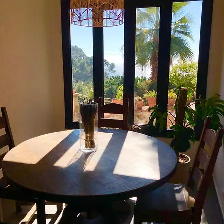 Casa Manana Duplex * توسا ذي مار